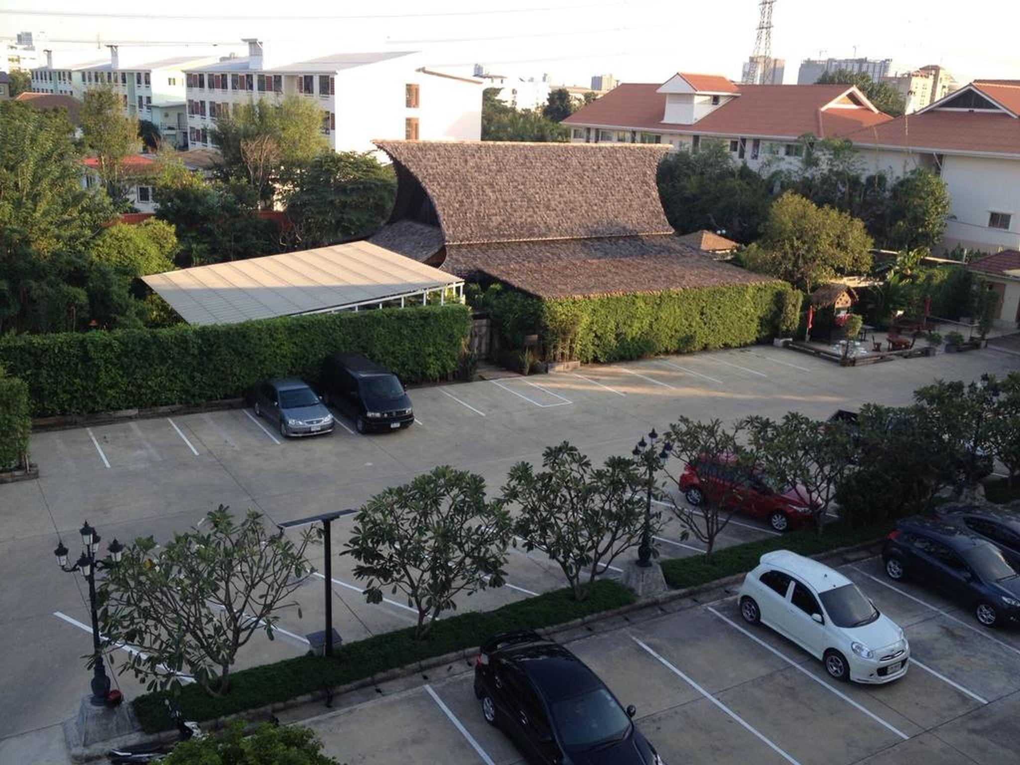 The Loft Resort Bangkok Kültér fotó